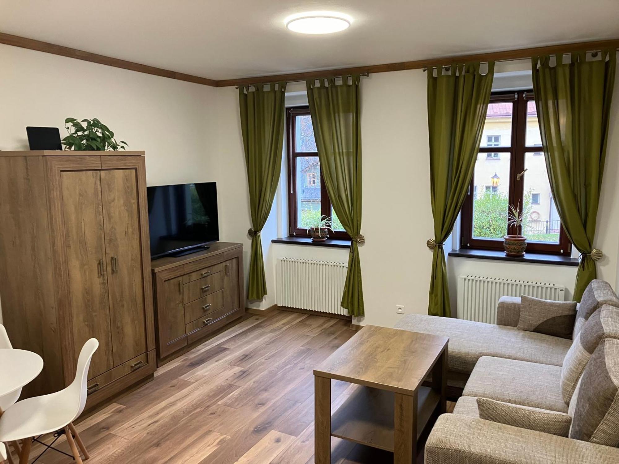 Egrensis Apartments لوكيت المظهر الخارجي الصورة