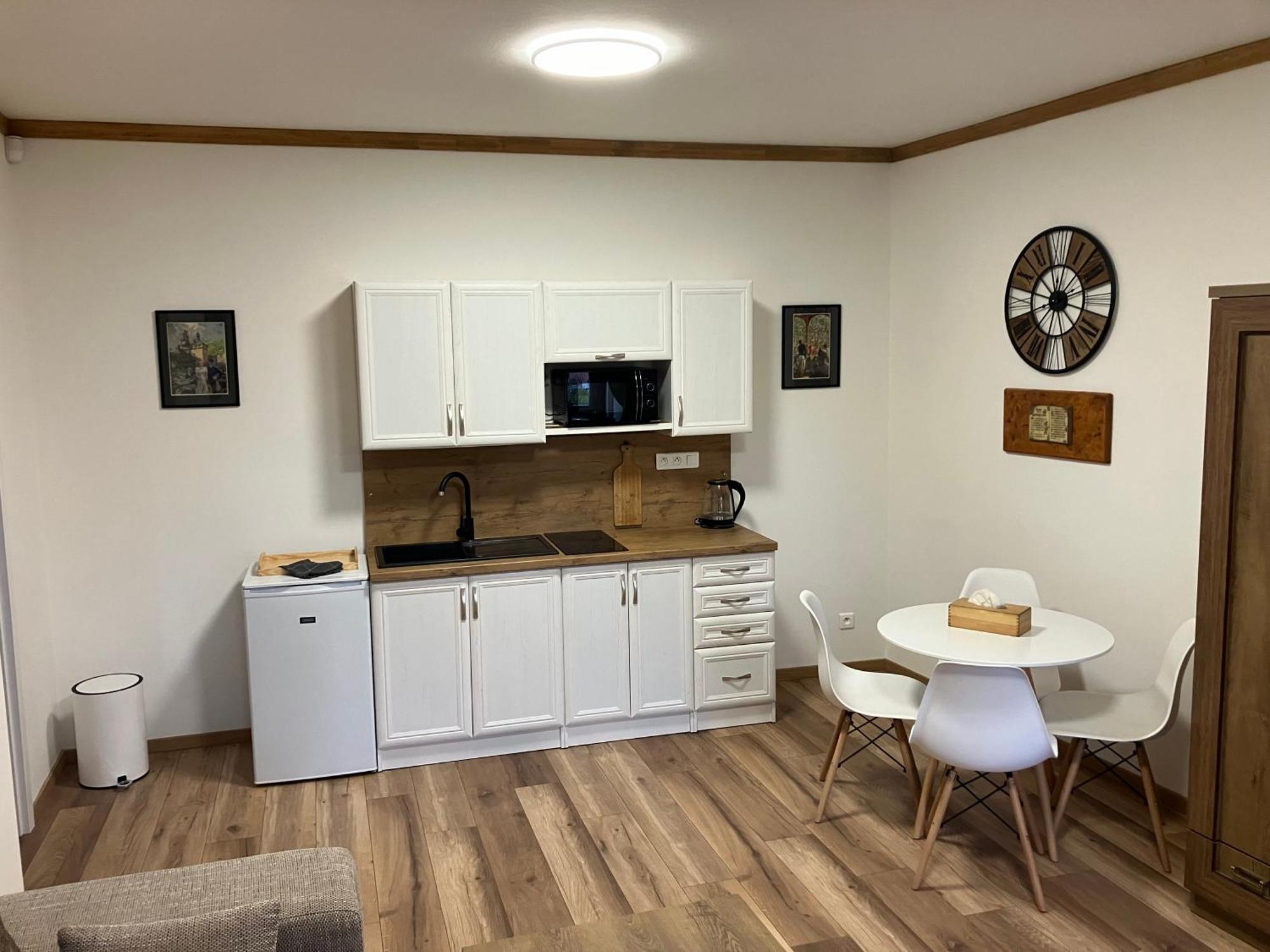 Egrensis Apartments لوكيت المظهر الخارجي الصورة